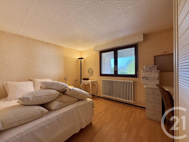 maison à vendre - 10 pièces - 249.46 m2 - YZEURE - 03 - AUVERGNE - Century 21 Pierre Immobilier