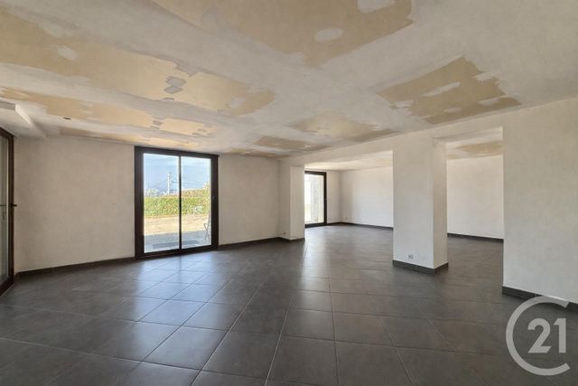 maison à vendre - 10 pièces - 249.46 m2 - YZEURE - 03 - AUVERGNE - Century 21 Pierre Immobilier