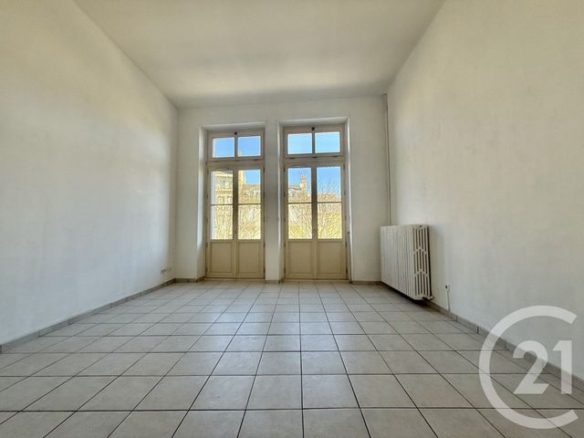 Appartement F2 à louer - 2 pièces - 58.92 m2 - MOULINS - 03 - AUVERGNE - Century 21 Pierre Immobilier
