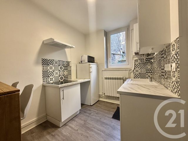 Appartement F1 à louer - 1 pièce - 30.12 m2 - MOULINS - 03 - AUVERGNE - Century 21 Pierre Immobilier