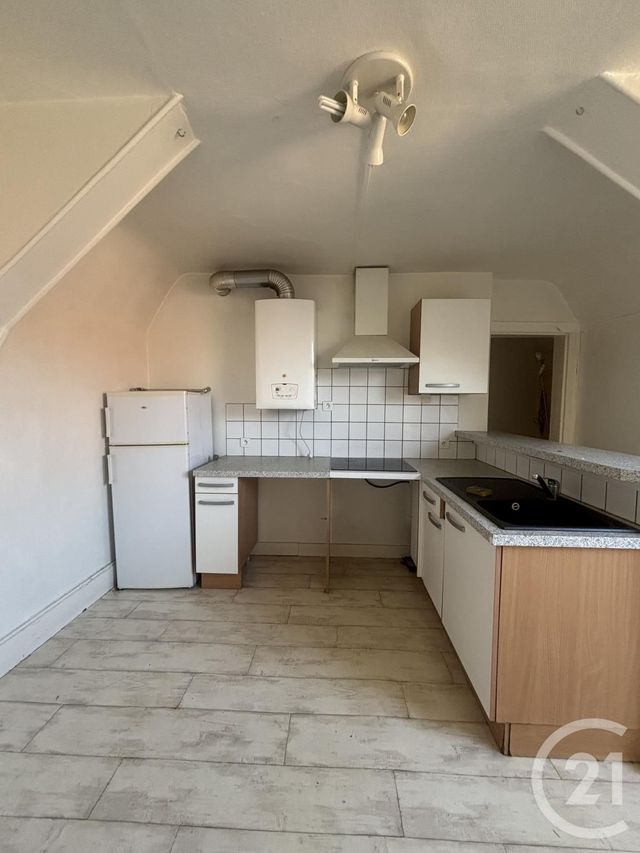 Appartement F2 à louer - 2 pièces - 35.92 m2 - MOULINS - 03 - AUVERGNE - Century 21 Pierre Immobilier