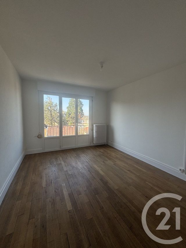 Appartement F3 à louer - 3 pièces - 57.15 m2 - MOULINS - 03 - AUVERGNE - Century 21 Pierre Immobilier