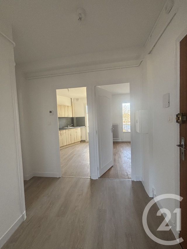 Appartement F3 à louer - 3 pièces - 57.15 m2 - MOULINS - 03 - AUVERGNE - Century 21 Pierre Immobilier