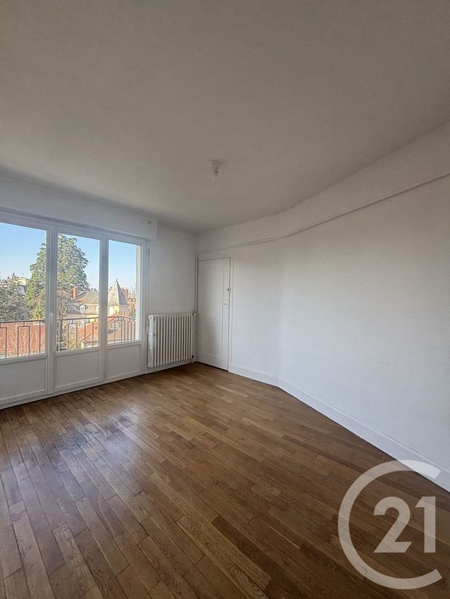 Appartement F3 à louer - 3 pièces - 57.15 m2 - MOULINS - 03 - AUVERGNE - Century 21 Pierre Immobilier