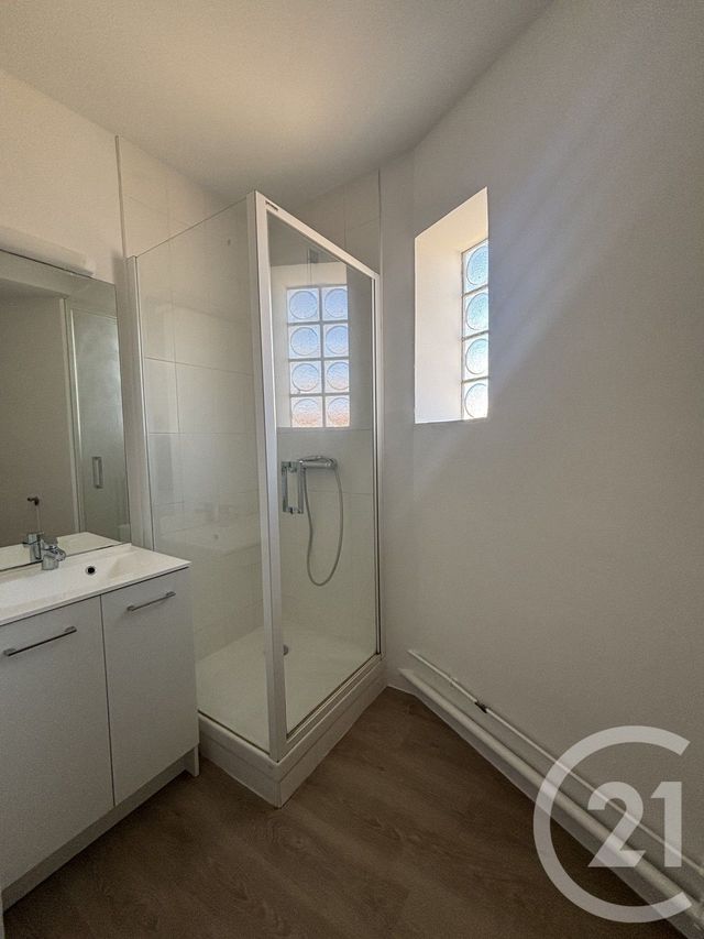 Appartement F3 à louer - 3 pièces - 57.15 m2 - MOULINS - 03 - AUVERGNE - Century 21 Pierre Immobilier