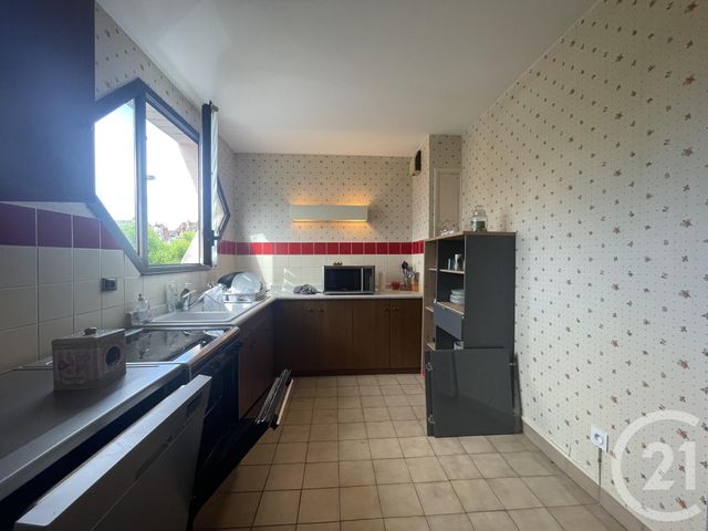 Appartement F3 à louer - 3 pièces - 77.0 m2 - MOULINS - 03 - AUVERGNE - Century 21 Pierre Immobilier