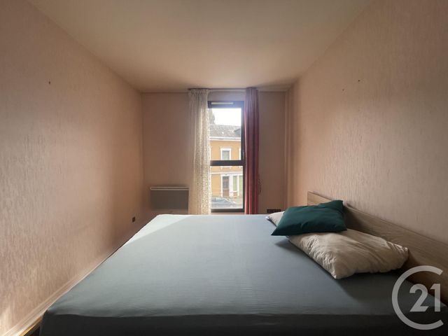 Appartement F3 à louer - 3 pièces - 77.0 m2 - MOULINS - 03 - AUVERGNE - Century 21 Pierre Immobilier