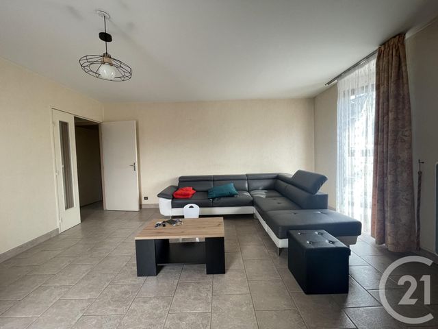 Appartement F3 à louer - 3 pièces - 77.0 m2 - MOULINS - 03 - AUVERGNE - Century 21 Pierre Immobilier