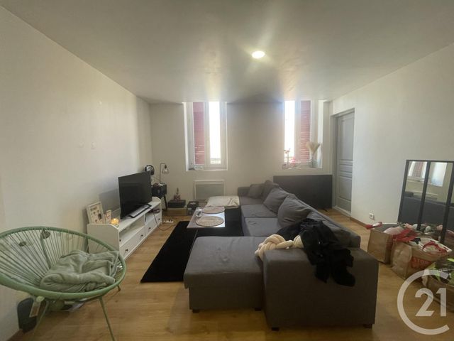 Appartement F2 à louer - 2 pièces - 52.07 m2 - VILLENEUVE SUR ALLIER - 03 - AUVERGNE - Century 21 Pierre Immobilier