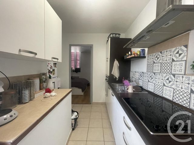 Appartement F2 à louer VILLENEUVE SUR ALLIER