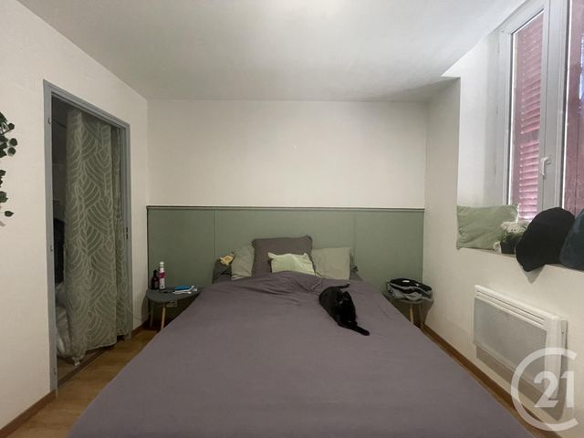 Appartement F2 à louer - 2 pièces - 52.07 m2 - VILLENEUVE SUR ALLIER - 03 - AUVERGNE - Century 21 Pierre Immobilier