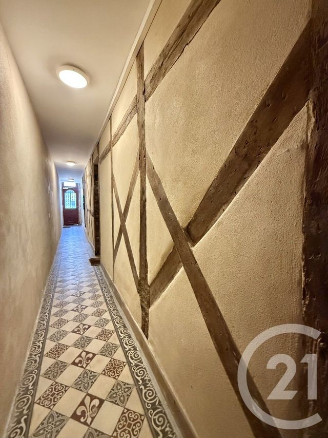 Appartement F3 à louer - 3 pièces - 66.0 m2 - MOULINS - 03 - AUVERGNE - Century 21 Pierre Immobilier