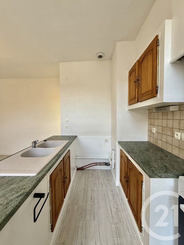 Appartement F3 à louer - 3 pièces - 66.0 m2 - MOULINS - 03 - AUVERGNE - Century 21 Pierre Immobilier