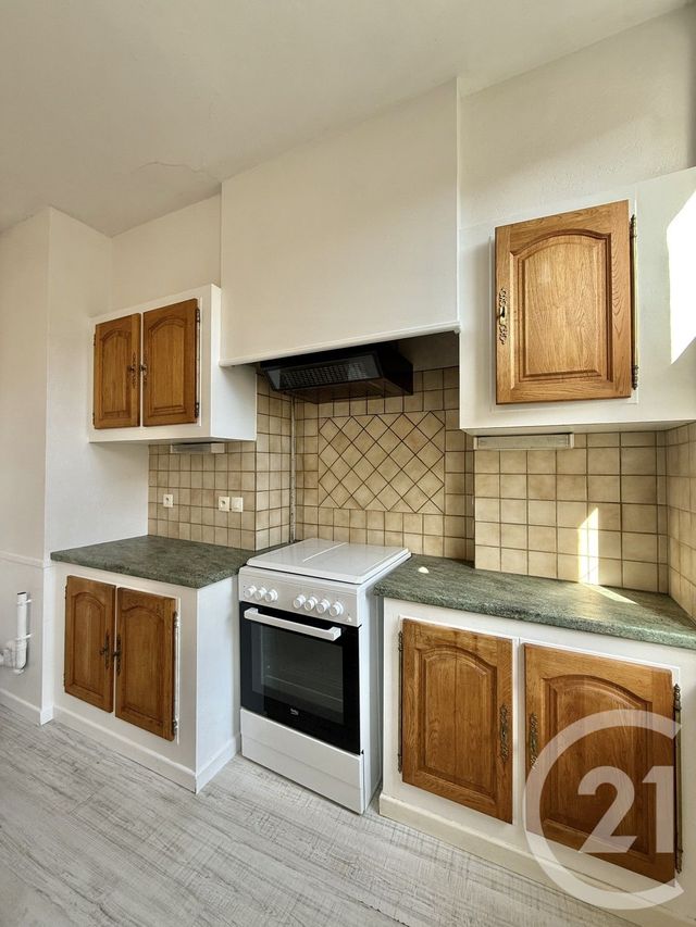 Appartement F3 à louer - 3 pièces - 66.0 m2 - MOULINS - 03 - AUVERGNE - Century 21 Pierre Immobilier