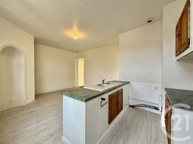 Appartement F3 à louer - 3 pièces - 66.0 m2 - MOULINS - 03 - AUVERGNE - Century 21 Pierre Immobilier