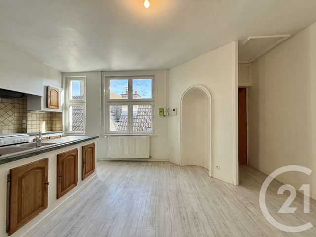 Appartement F3 à louer - 3 pièces - 66.0 m2 - MOULINS - 03 - AUVERGNE - Century 21 Pierre Immobilier