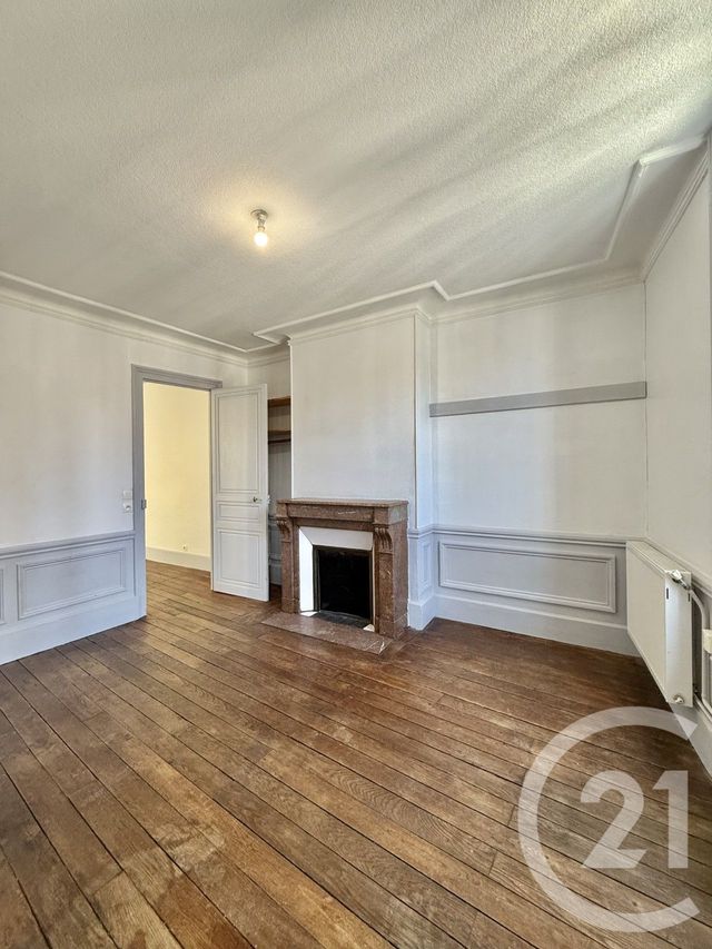 Appartement F3 à louer - 3 pièces - 66.0 m2 - MOULINS - 03 - AUVERGNE - Century 21 Pierre Immobilier