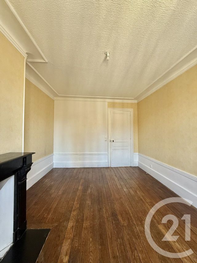 Appartement F3 à louer - 3 pièces - 66.0 m2 - MOULINS - 03 - AUVERGNE - Century 21 Pierre Immobilier