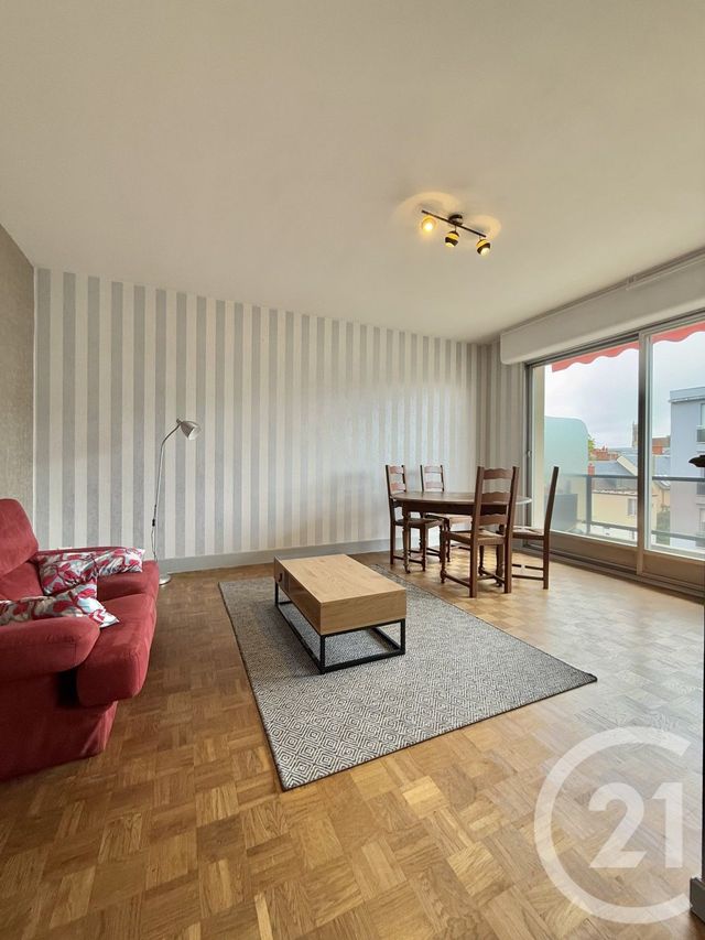 Appartement à louer - 2 pièces - 45.8 m2 - MOULINS - 03 - AUVERGNE - Century 21 Pierre Immobilier