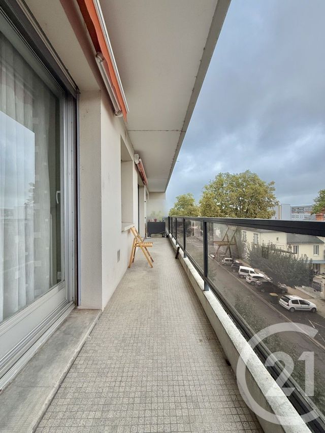 Appartement à louer - 2 pièces - 45.8 m2 - MOULINS - 03 - AUVERGNE - Century 21 Pierre Immobilier