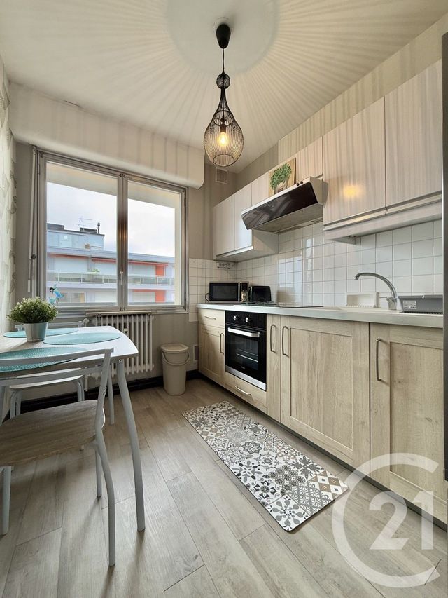 Appartement à louer - 2 pièces - 45.8 m2 - MOULINS - 03 - AUVERGNE - Century 21 Pierre Immobilier