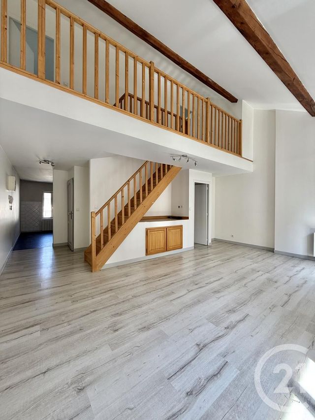 Appartement à louer - 3 pièces - 74.36 m2 - MOULINS - 03 - AUVERGNE - Century 21 Pierre Immobilier