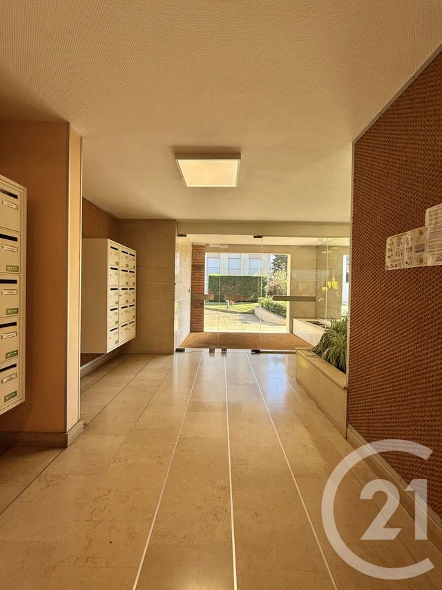 Appartement Studio à louer - 1 pièce - 36.7 m2 - MOULINS - 03 - AUVERGNE - Century 21 Pierre Immobilier