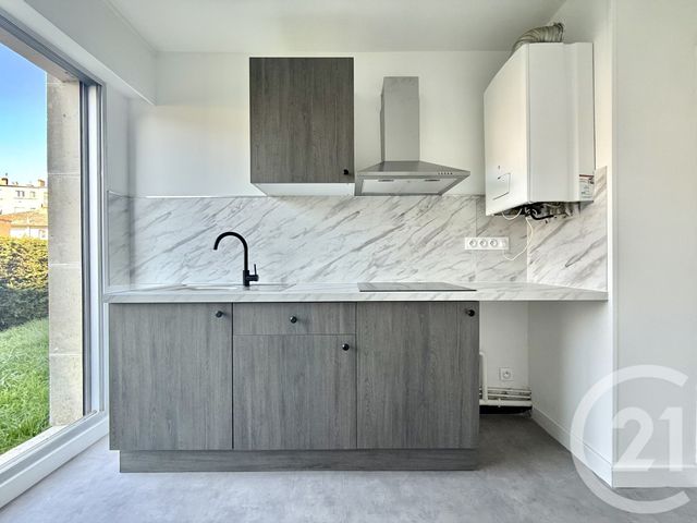 Appartement Studio à louer - 1 pièce - 36.7 m2 - MOULINS - 03 - AUVERGNE - Century 21 Pierre Immobilier