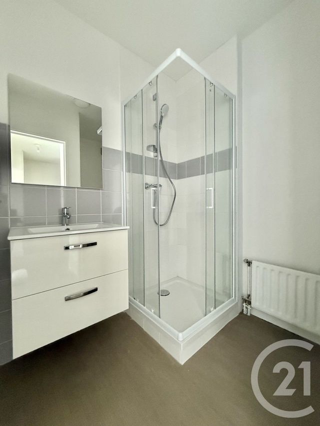 Appartement Studio à louer - 1 pièce - 36.7 m2 - MOULINS - 03 - AUVERGNE - Century 21 Pierre Immobilier