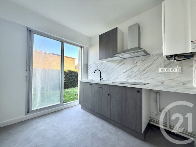 Appartement Studio à louer - 1 pièce - 36.7 m2 - MOULINS - 03 - AUVERGNE - Century 21 Pierre Immobilier