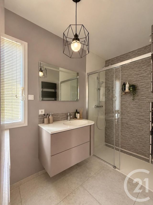 maison à vendre - 6 pièces - 158.89 m2 - YZEURE - 03 - AUVERGNE - Century 21 Pierre Immobilier