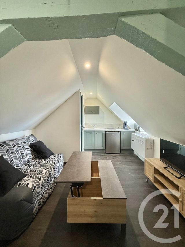 Appartement Studio à louer - 1 pièce - 11.0 m2 - MOULINS - 03 - AUVERGNE - Century 21 Pierre Immobilier