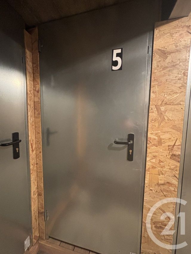 parking à louer - 6.0 m2 - MOULINS - 03 - AUVERGNE - Century 21 Pierre Immobilier