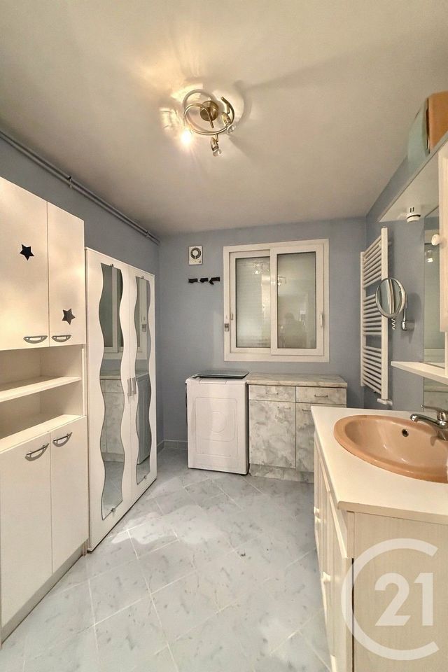 maison à vendre - 4 pièces - 97.97 m2 - BOURBON L ARCHAMBAULT - 03 - AUVERGNE - Century 21 Pierre Immobilier