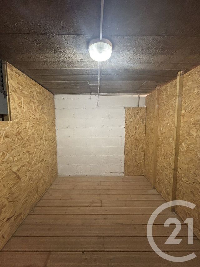 parking à louer - 6.0 m2 - MOULINS - 03 - AUVERGNE - Century 21 Pierre Immobilier