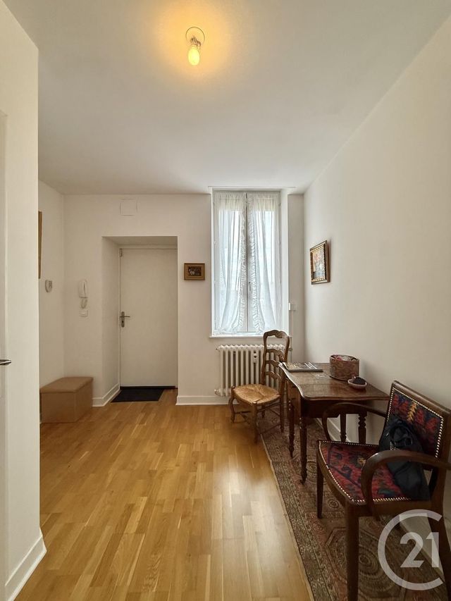 Appartement F3 à vendre - 3 pièces - 88.08 m2 - MOULINS - 03 - AUVERGNE - Century 21 Pierre Immobilier