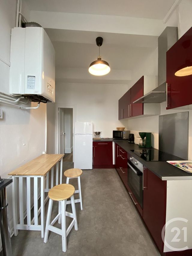 Appartement F2 à louer - 2 pièces - 60.0 m2 - MOULINS - 03 - AUVERGNE - Century 21 Pierre Immobilier