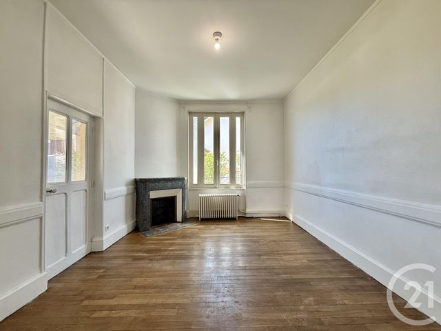 maison à louer - 6 pièces - 153.81 m2 - YZEURE - 03 - AUVERGNE - Century 21 Pierre Immobilier