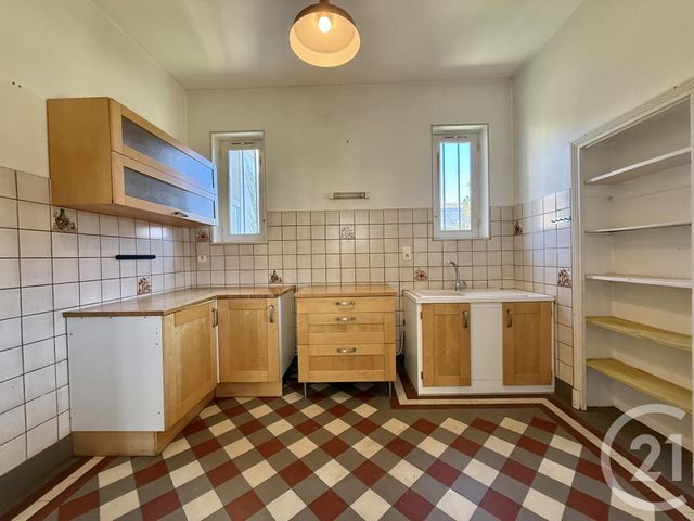 maison à louer - 6 pièces - 153.81 m2 - YZEURE - 03 - AUVERGNE - Century 21 Pierre Immobilier