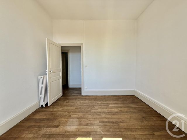 maison à louer - 6 pièces - 153.81 m2 - YZEURE - 03 - AUVERGNE - Century 21 Pierre Immobilier