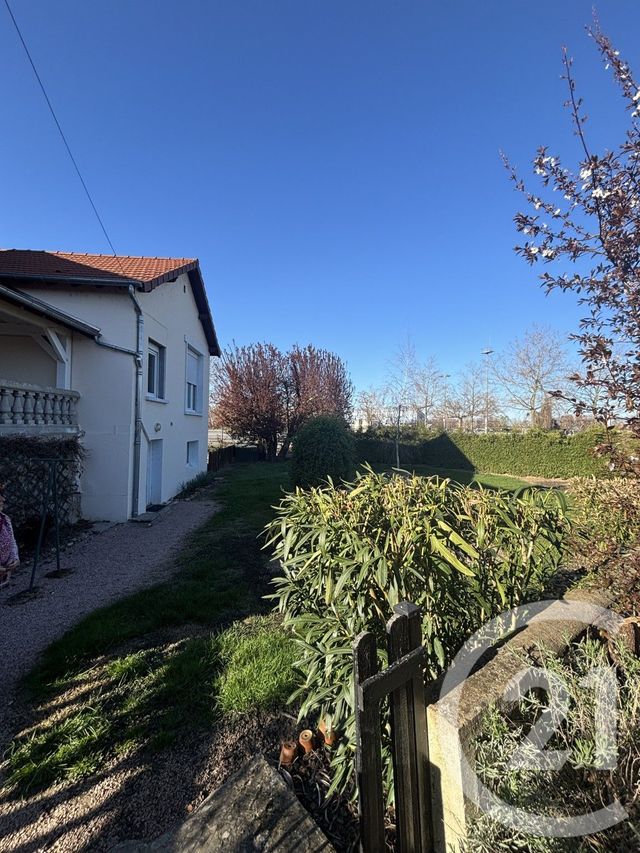 maison à louer - 4 pièces - 153.0 m2 - ST POURCAIN SUR SIOULE - 03 - AUVERGNE - Century 21 Pierre Immobilier