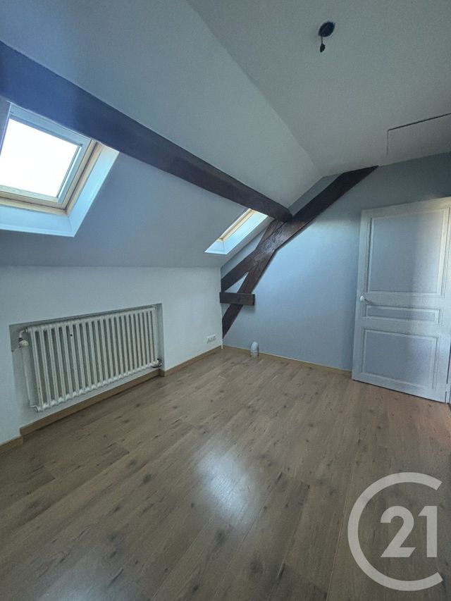 maison à louer - 4 pièces - 153.0 m2 - ST POURCAIN SUR SIOULE - 03 - AUVERGNE - Century 21 Pierre Immobilier