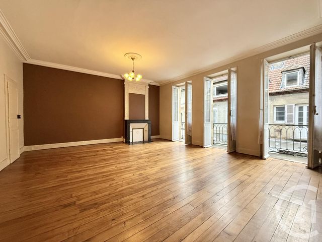 Appartement F3 à louer - 3 pièces - 87.2 m2 - MOULINS - 03 - AUVERGNE - Century 21 Pierre Immobilier