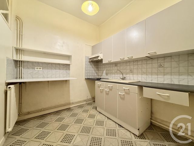 Appartement F3 à louer - 3 pièces - 87.2 m2 - MOULINS - 03 - AUVERGNE - Century 21 Pierre Immobilier