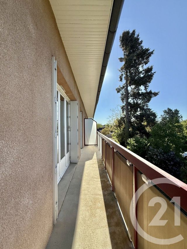 Appartement F3 à louer - 3 pièces - 62.73 m2 - YZEURE - 03 - AUVERGNE - Century 21 Pierre Immobilier