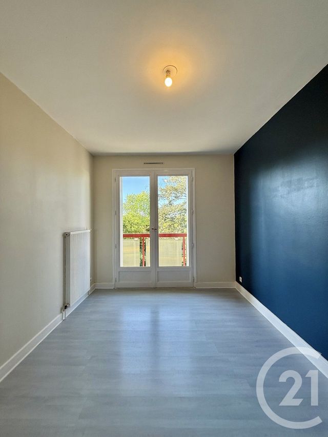 Appartement F3 à louer - 3 pièces - 62.73 m2 - YZEURE - 03 - AUVERGNE - Century 21 Pierre Immobilier