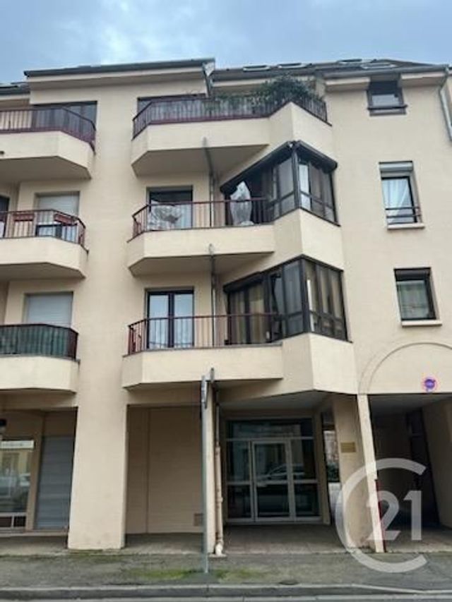 parking - MOULINS - 03