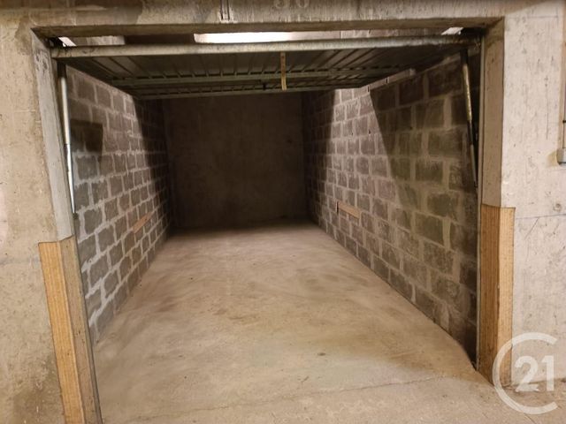 parking à louer - 25.0 m2 - MOULINS - 03 - AUVERGNE - Century 21 Pierre Immobilier