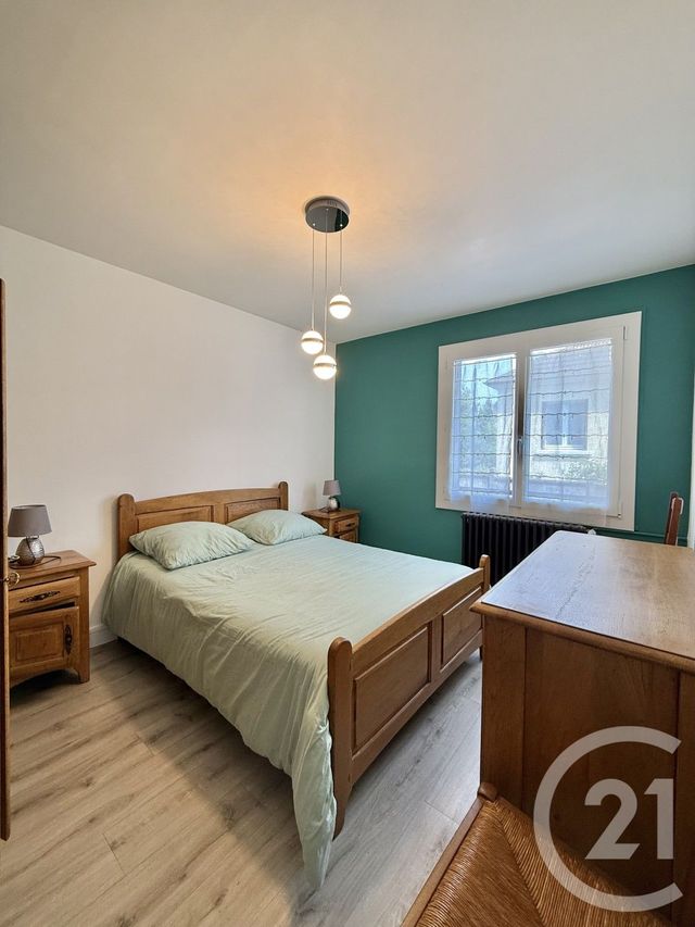 Appartement à louer - 2 pièces - 70.0 m2 - MOULINS - 03 - AUVERGNE - Century 21 Pierre Immobilier