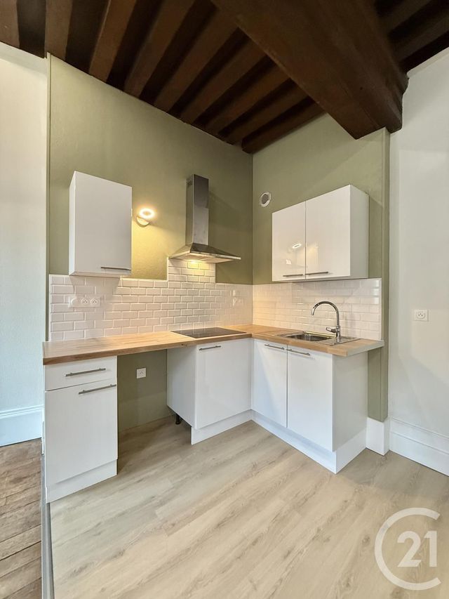 Appartement F1 à louer - 1 pièce - 44.57 m2 - MOULINS - 03 - AUVERGNE - Century 21 Pierre Immobilier